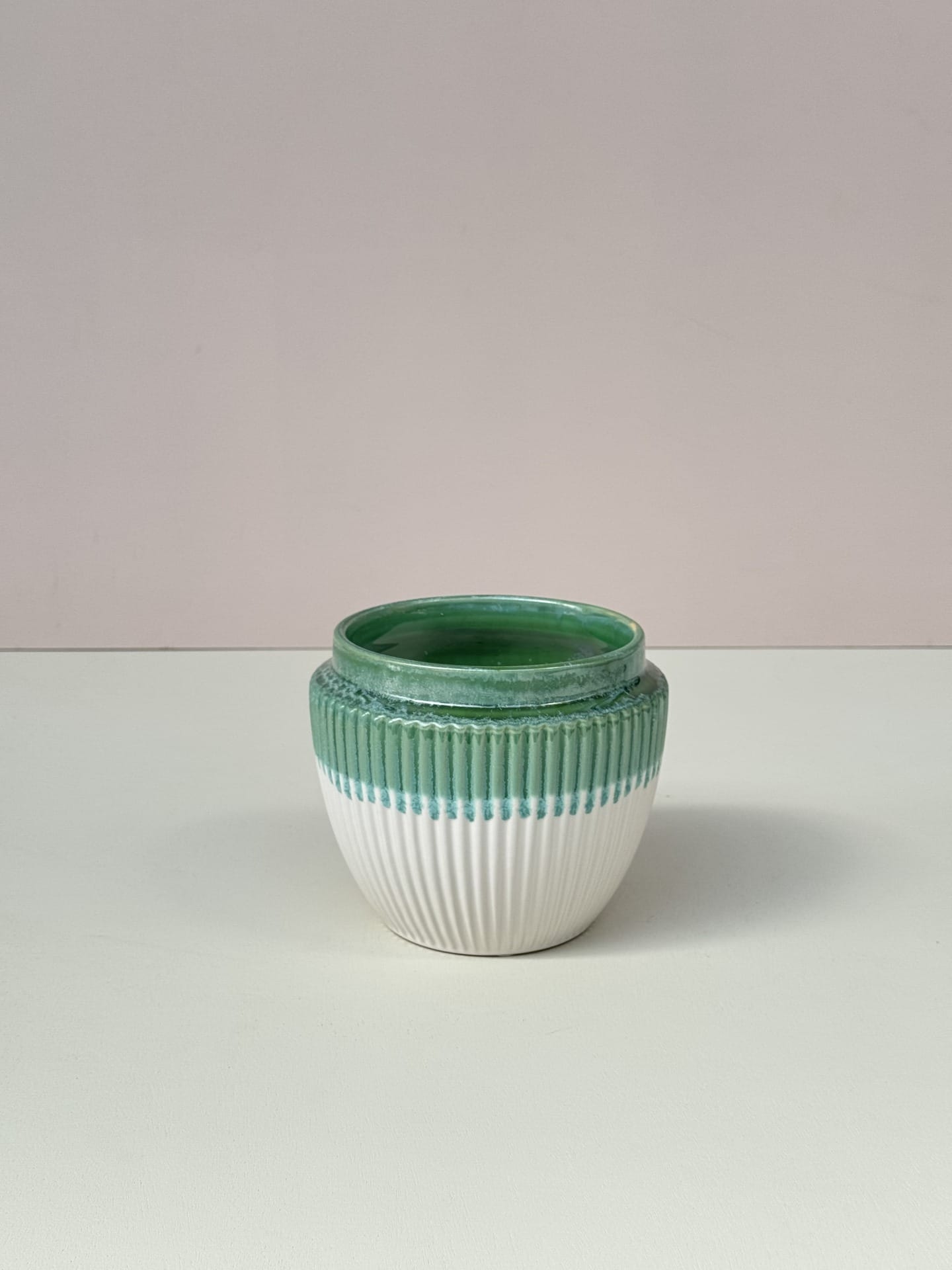 ceramic plant pot